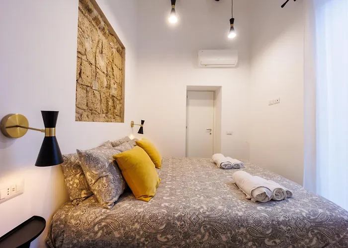 Tarsia View Апартаменты Неаполь